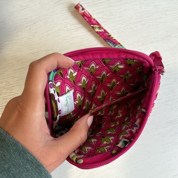 Vera Bradley Tech Wristlet - Picture 4 of 4